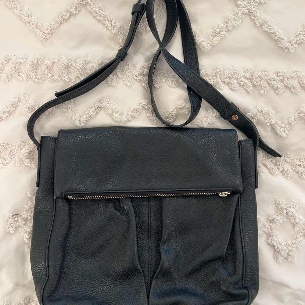 Vince Camuto Black Leather Shoulder Bag
